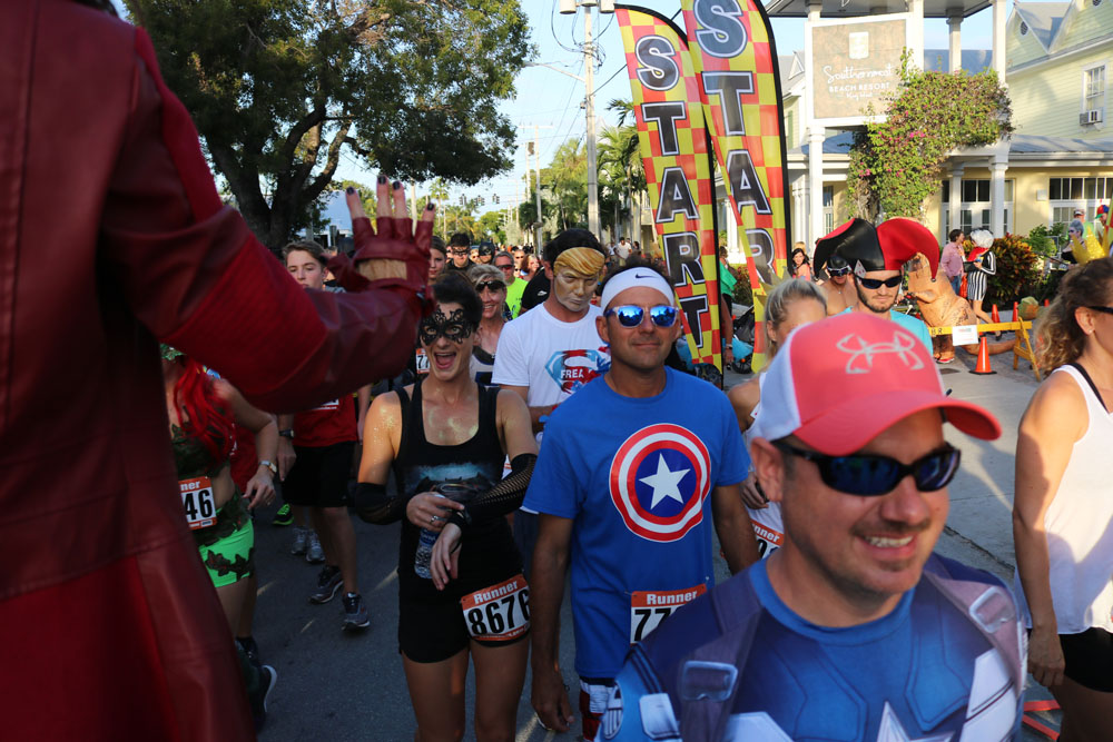 Heroes and Villains 5K 2018 photo - Duval Street, Key West